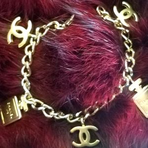 CHANEL Vintage Costume CC & No.5 Charm Bracelet